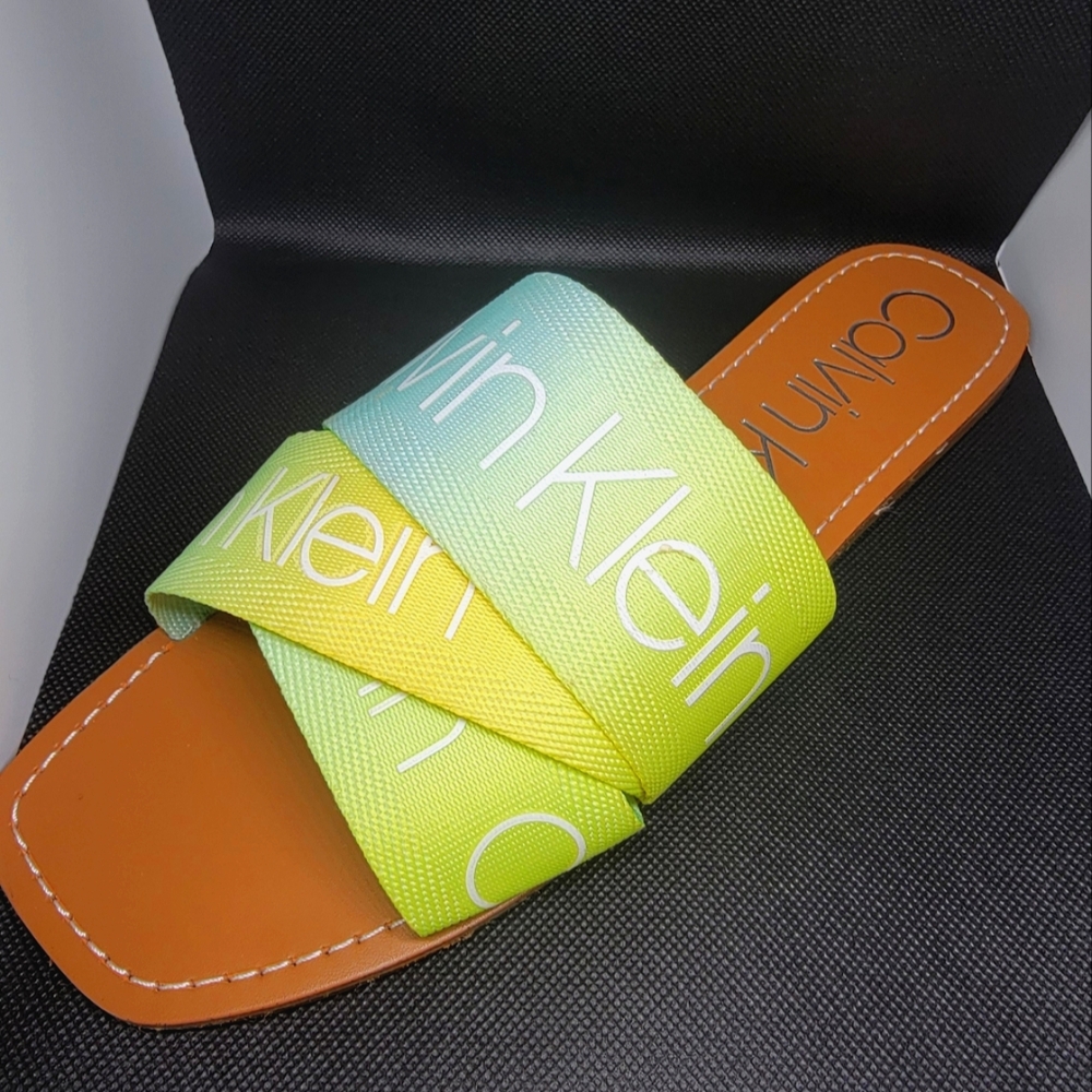 Calvin Klein Bainy Sandal slides